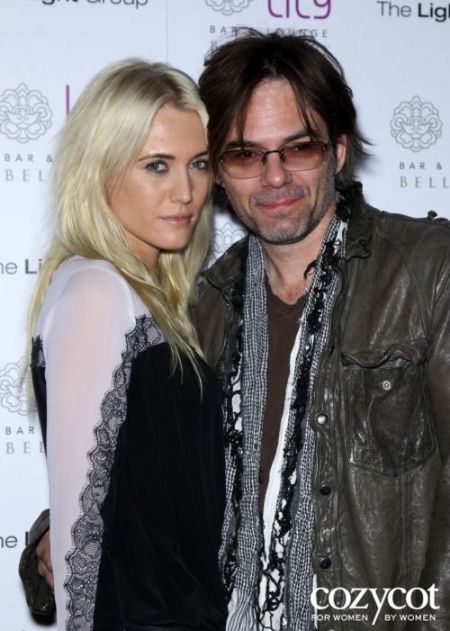  Bluesy LaRue Burke lived for nearly ten years of marriage.